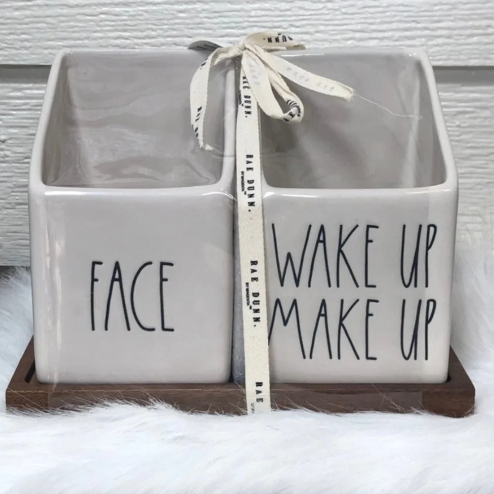 Rae Dunn Face and Makeup Holder